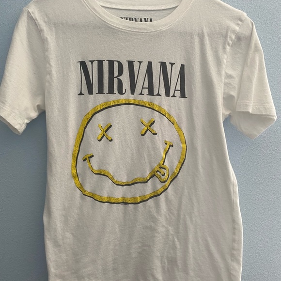Tops - Nirvana t-shirt